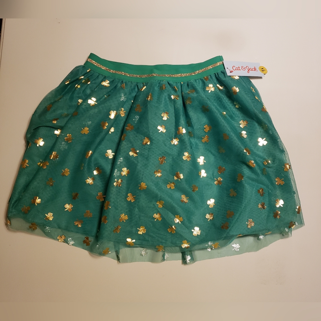 Cat & Jack Green Skirt With Gold Clovers